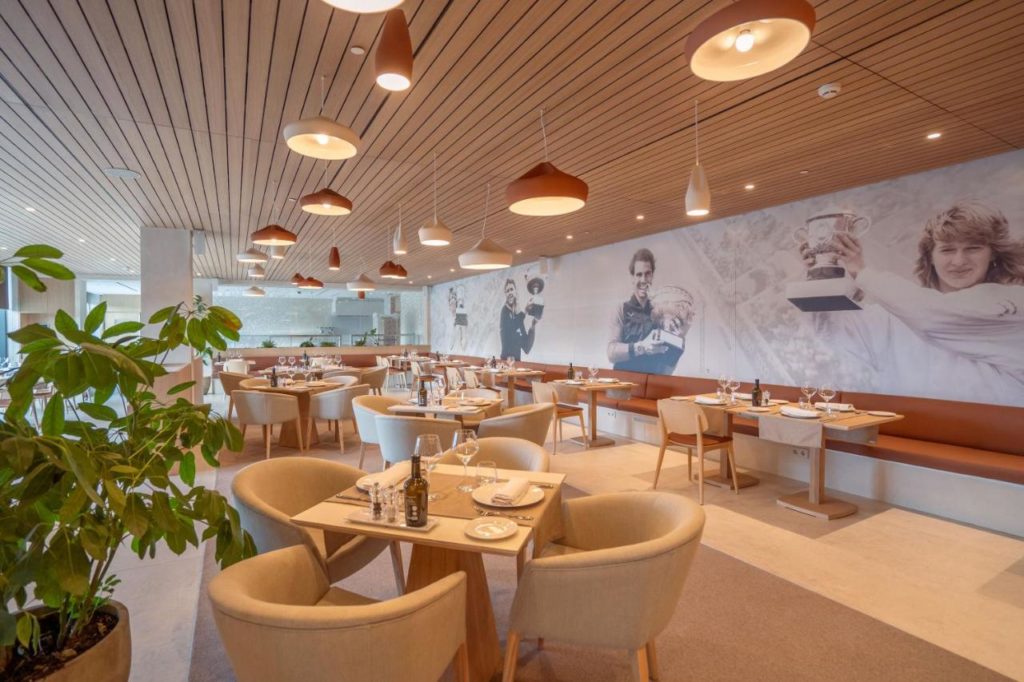 The Sports Cafe and Restaurant at the Rafa Nadal Residence 